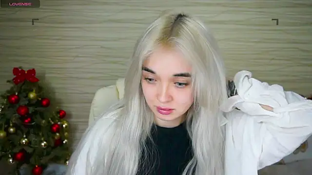 Ashley S online show from 01.18.25