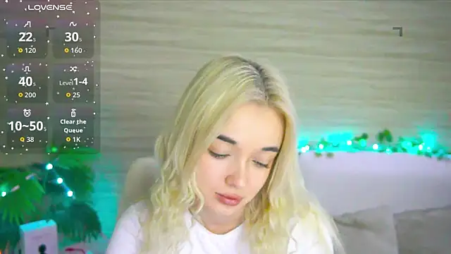 Ashley S online show from 10.21.25