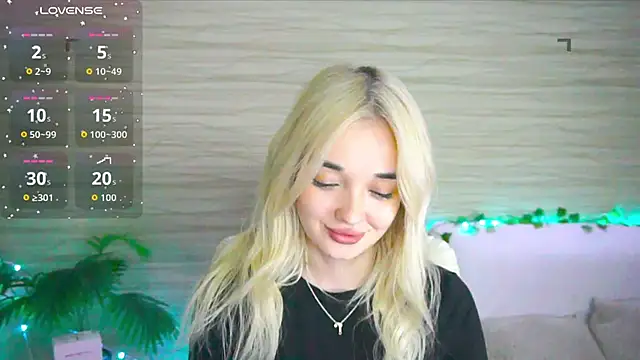 Ashley S online show from 10.27.25