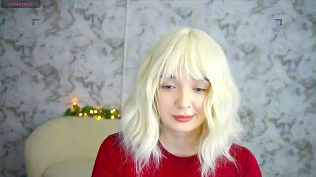 Snapshot of Ashley_S chatting on 05.20.26 Ashley S online show from 05.20.26