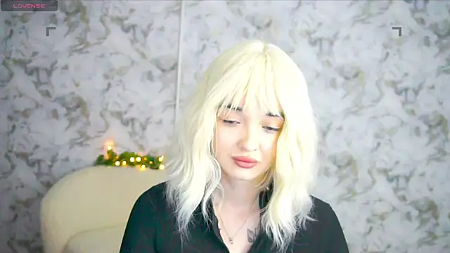 Snapshot of Ashley_S chatting on 05.23.26 Ashley S online show from 05.23.26