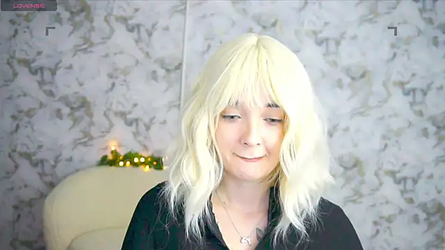 Snapshot of Ashley_S chatting on 05.24.26 Ashley S online show from 05.24.26