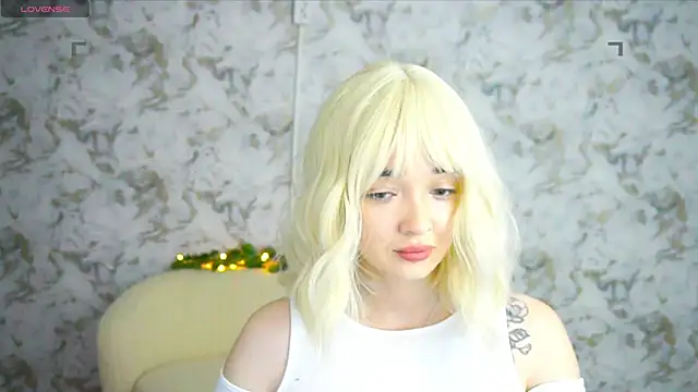 Snapshot of Ashley_S chatting on 06.09.26 Ashley S online show from 06.09.26