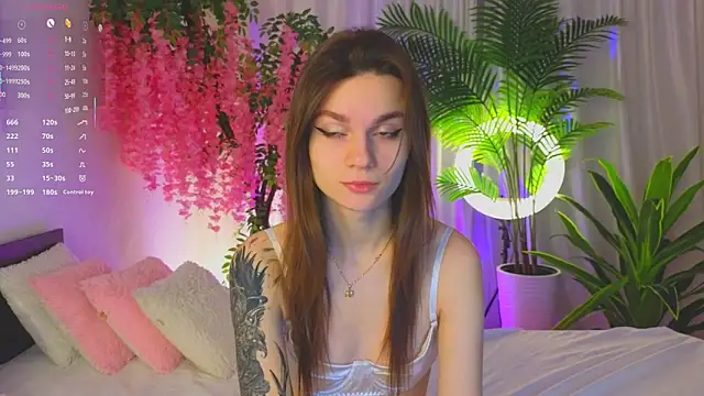 Snapshot of EvaHair chatting on 04.10.26 EvaHair online show from 04.10.26