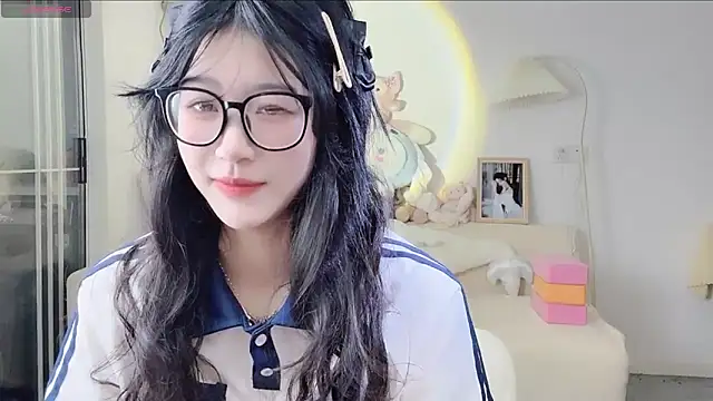 Luminous163 online show from 10.11.25