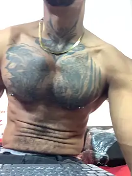 Snapshot of Salomon_koude chatting on 04.05.26 Salomon koude online show from 04.05.26