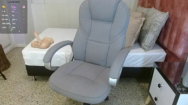 sussy leon online show from 10.25.25