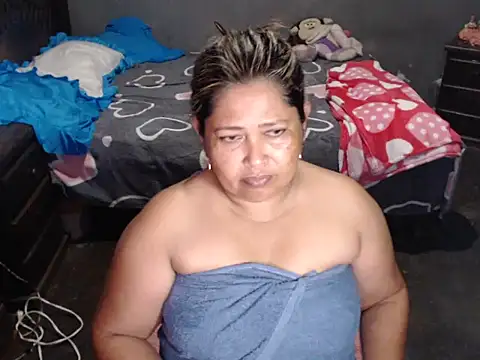 Snapshot of CANDYSWEET51 chatting on 04.30.26 CANDYSWEET51 online show from 04.30.26