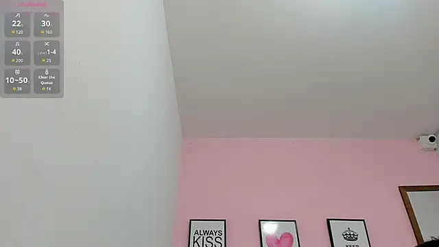 ElisabethMassey online show from 11.27.25