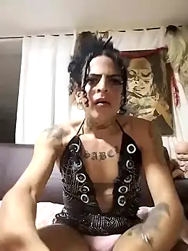 Snapshot of MaraVililhosa chatting on 02.12.25 MaraVililhosa online show from 02.12.25