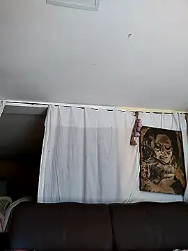 Snapshot of MaraVililhosa chatting on 02.18.25 MaraVililhosa online show from 02.18.25