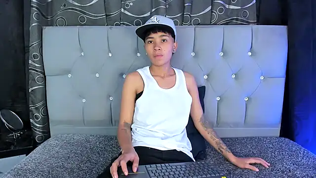 Snapshot of nova_sex01 chatting on 12.18.24 nova sex01 online show from 12.18.24