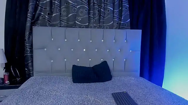 Snapshot of nova_sex01 chatting on 01.31.25 nova sex01 online show from 01.31.25