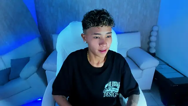 Snapshot of nova_sex01 chatting on 10.07.25 nova sex01 online show from 10.07.25