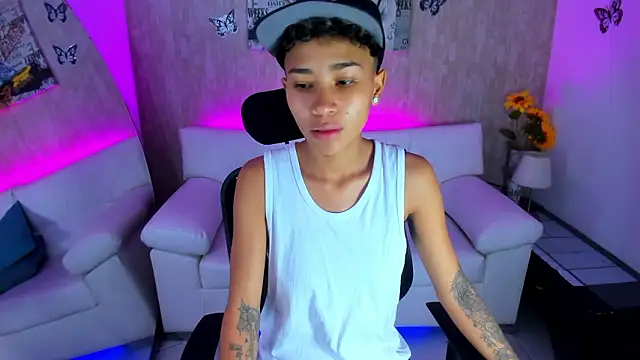 Snapshot of nova_sex01 chatting on 02.05.26 nova sex01 online show from 02.05.26