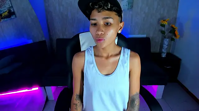 Snapshot of nova_sex01 chatting on 02.15.26 nova sex01 online show from 02.15.26