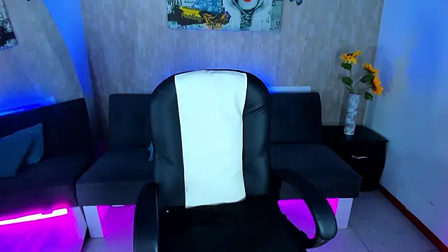 Snapshot of nova_sex01 chatting on 02.17.26 nova sex01 online show from 02.17.26