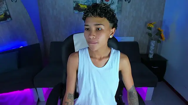 Snapshot of nova_sex01 chatting on 02.22.26 nova sex01 online show from 02.22.26