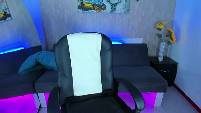 Snapshot of nova_sex01 chatting on 02.24.26 nova sex01 online show from 02.24.26