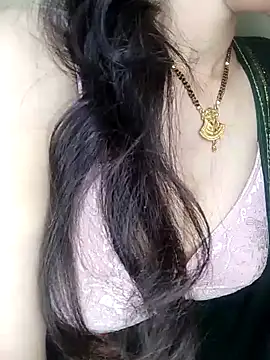 Snapshot of Fair-magic-woman chatting on 02.02.25 Fair-magic-woman online show from 02.02.25