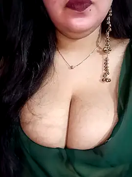 Snapshot of Suhanakhan00 chatting on 05.03.26 Suhanakhan00 online show from 05.03.26