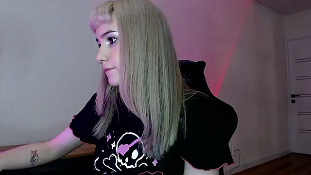 Princess Shy    online show from 02.22.25