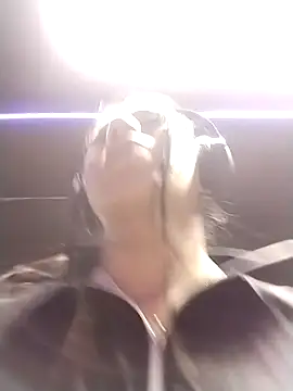 Karenn12 online show from 09.19.25