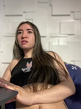 Sophie LS online show from 02.12.25