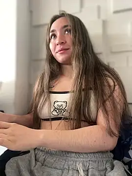 Sophie LS online show from 02.27.25