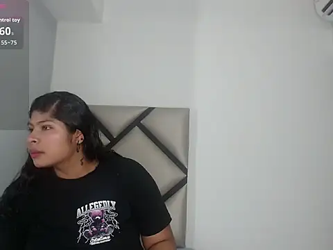 izabellElisa online show from 01.14.26