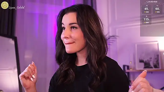 Snapshot of Liya_Gold_ chatting on 01.30.25 Liya Gold online show from 01.30.25