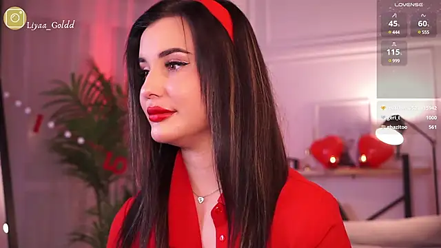 Snapshot of Liya_Gold_ chatting on 02.15.25 Liya Gold online show from 02.15.25