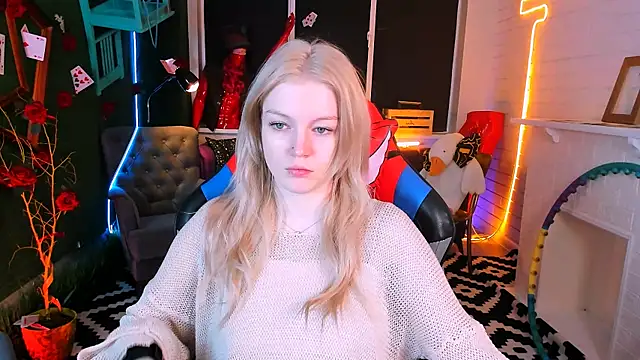 GraceGlamour online show from 02.13.25