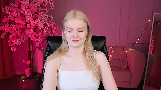 GraceGlamour online show from 03.14.25