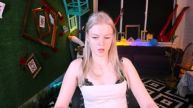 GraceGlamour online show from 10.16.25