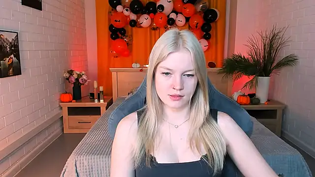 GraceGlamour online show from 10.21.25