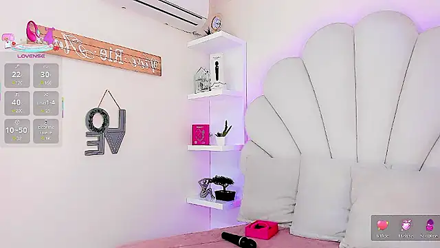 Snapshot of CandyJoselyn chatting on 01.10.26 CandyJoselyn online show from 01.10.26