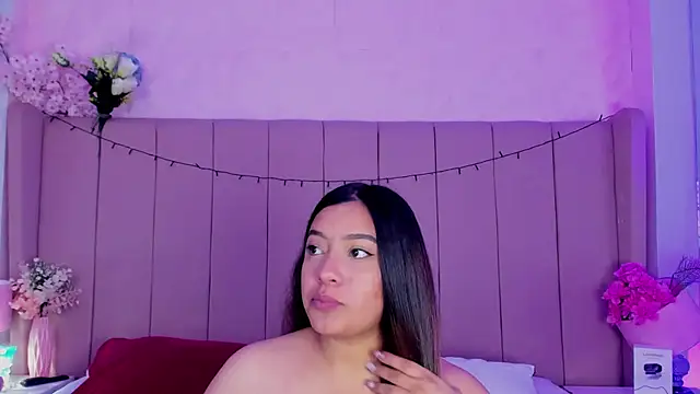 MollyBigBoobs12 online show from 11.19.25