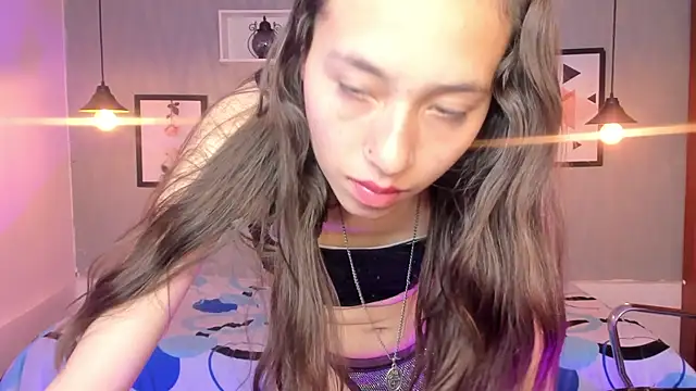 Snapshot of Valeria_roussi chatting on 12.12.24 Valeria roussi online show from 12.12.24