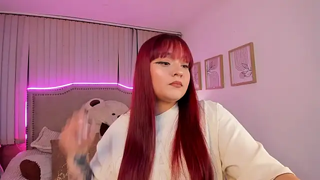 Snapshot of Valentina_Se chatting on 03.07.25 Valentina Se online show from 03.07.25