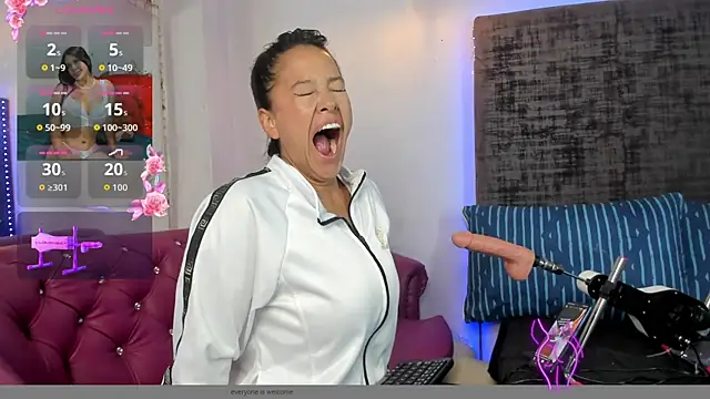 sharoncute1 online show from 11.25.25