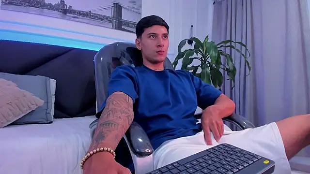 Damian23   online show from 12.15.25