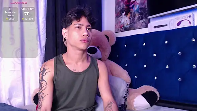 Sexys Boys Hot1 online show from 11.13.25