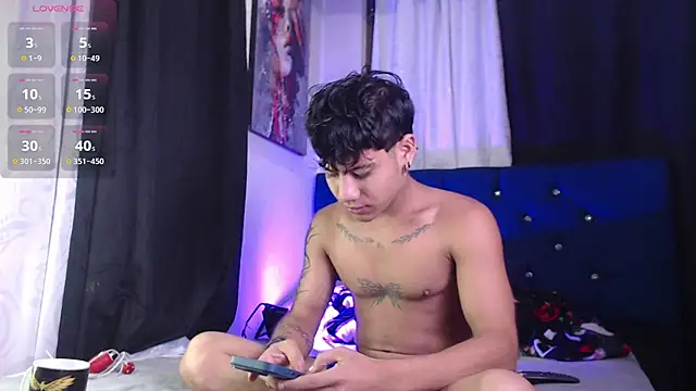 Sexys Boys Hot1 online show from 03.24.26