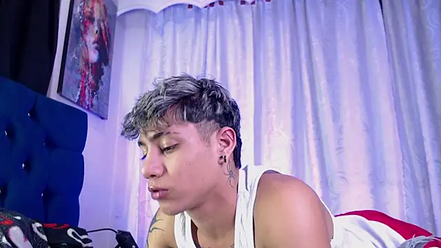 Snapshot of Sexys_Boys_Hot1 chatting on 05.07.26 Sexys Boys Hot1 online show from 05.07.26