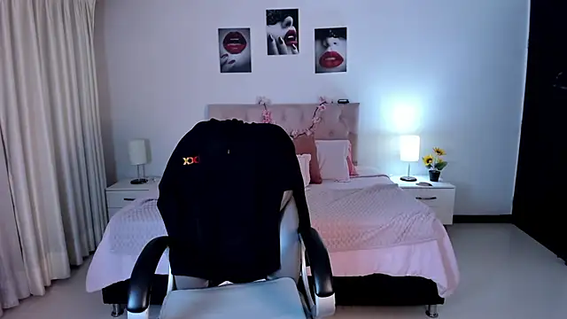Kat cute  online show from 03.18.25