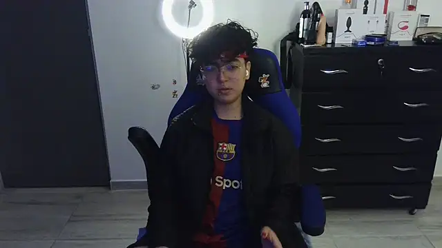 thomascooper7 online show from 02.18.25