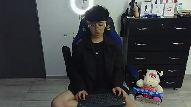 thomascooper7 online show from 03.22.25