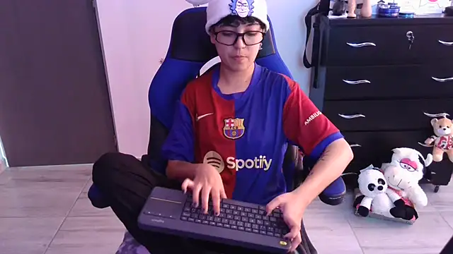 thomascooper7 online show from 12.16.25