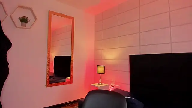 Christine Laam online show from 01.19.26